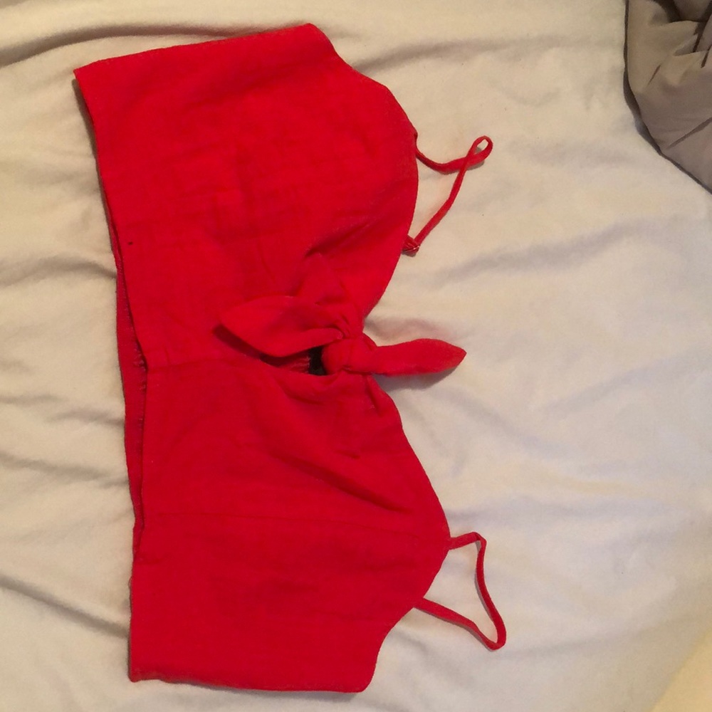 red crop top